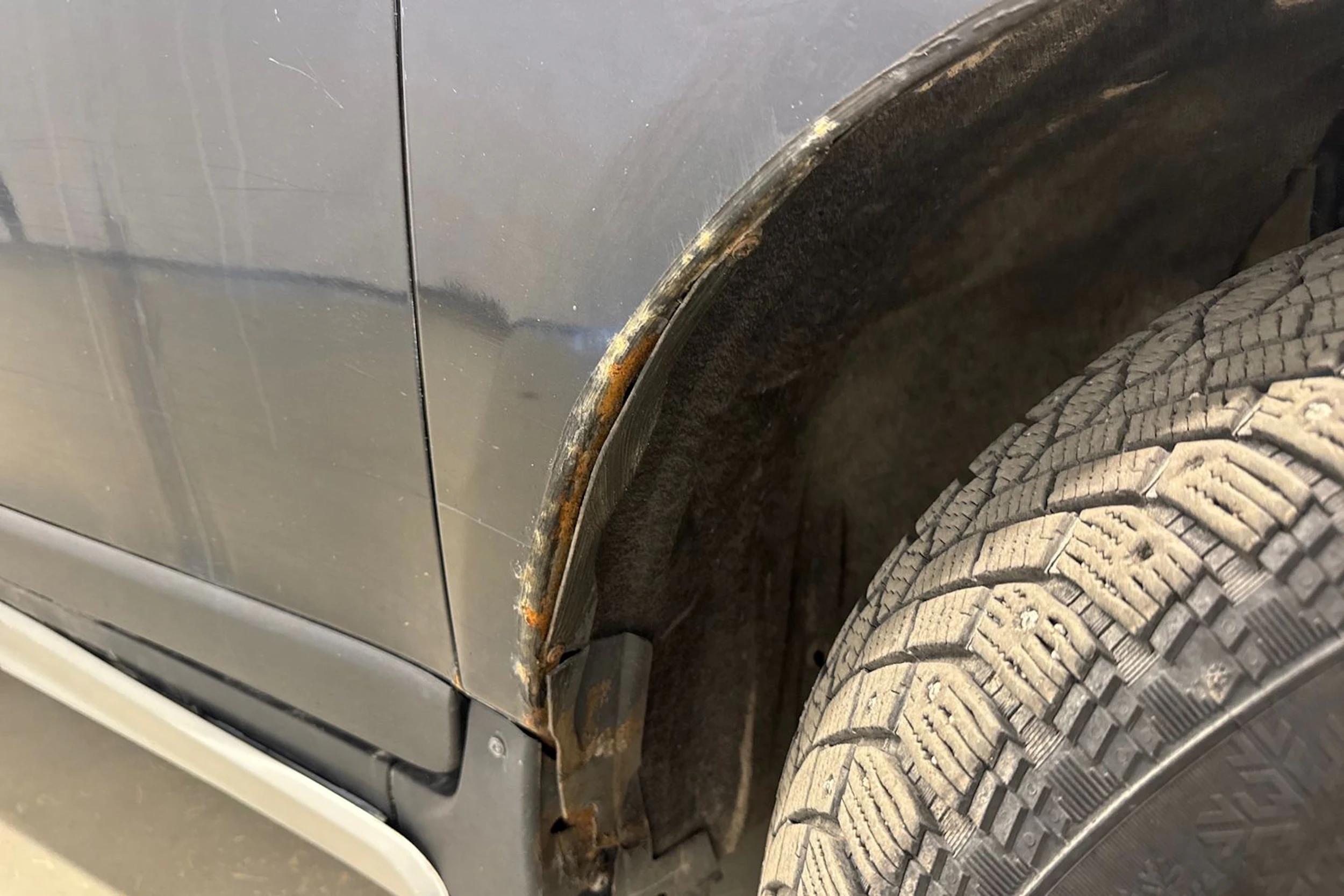 musta Volvo XC60 2010 kuva 16.