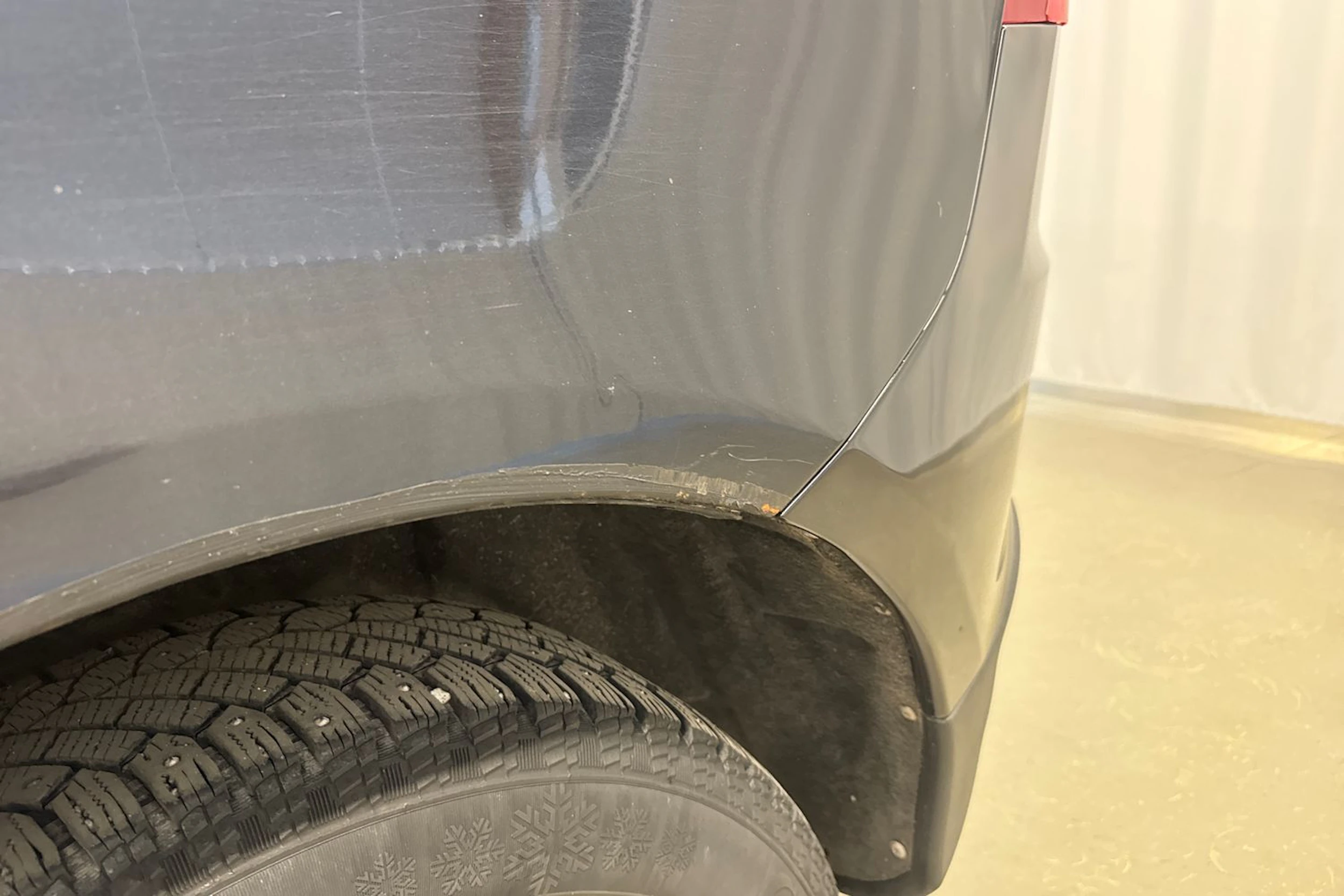 musta Volvo XC60 2010 kuva 22.