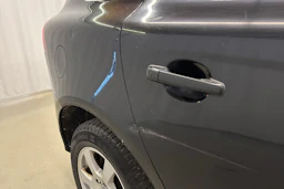 musta Volvo XC60 2010 kuva 25.