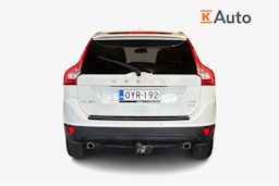 valkoinen Volvo XC60 2010 kuva 3.