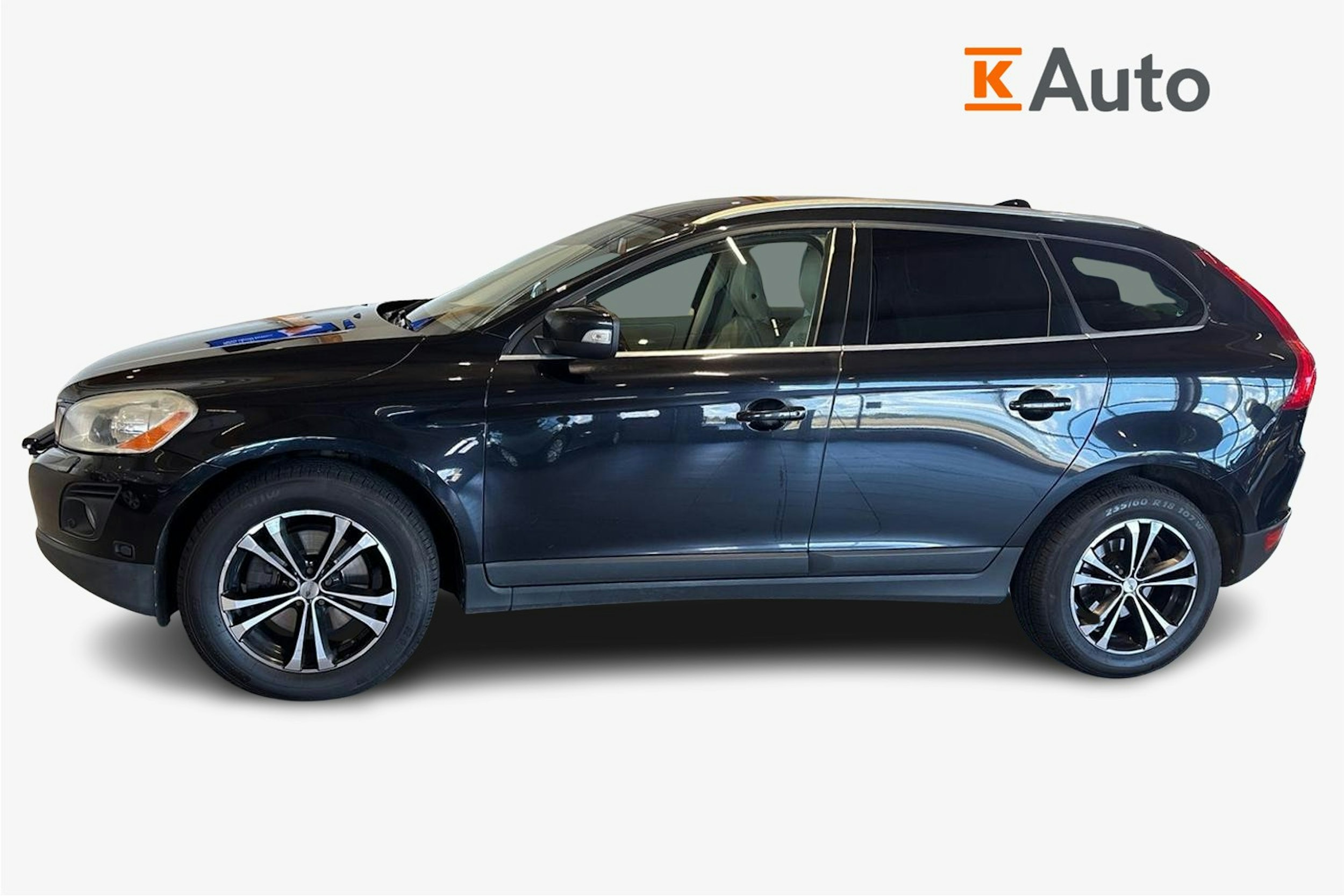 musta Volvo XC60 2010 kuva 5.