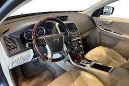 musta Volvo XC60 2010 kuva 6.