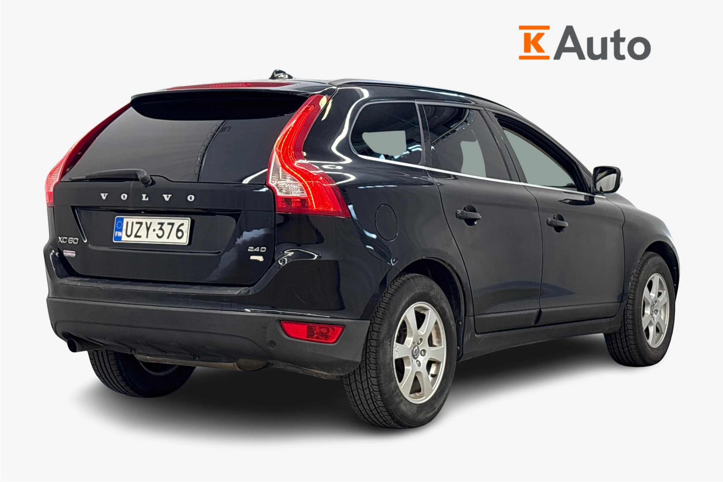 musta Volvo XC60 2010 kuva 2.