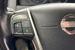 musta Volvo XC60 2010 kuva 11.