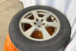 musta Volvo XC60 2010 kuva 23.