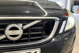 musta Volvo XC60 2010 kuva 25.