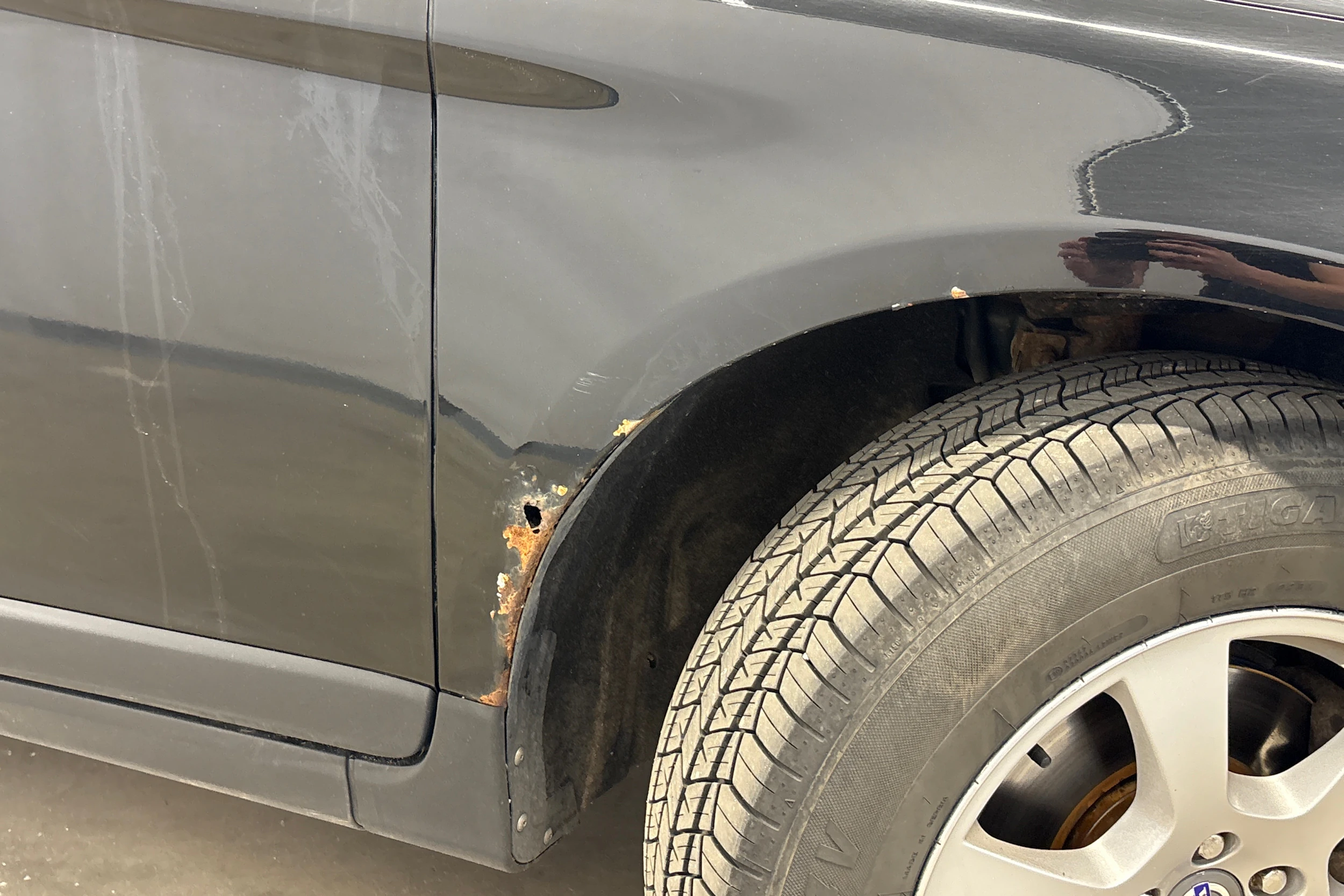 musta Volvo XC60 2010 kuva 26.