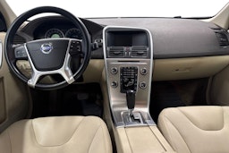 valkoinen Volvo XC60 2011 kuva 7.