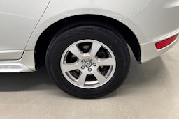 valkoinen Volvo XC60 2011 kuva 10.