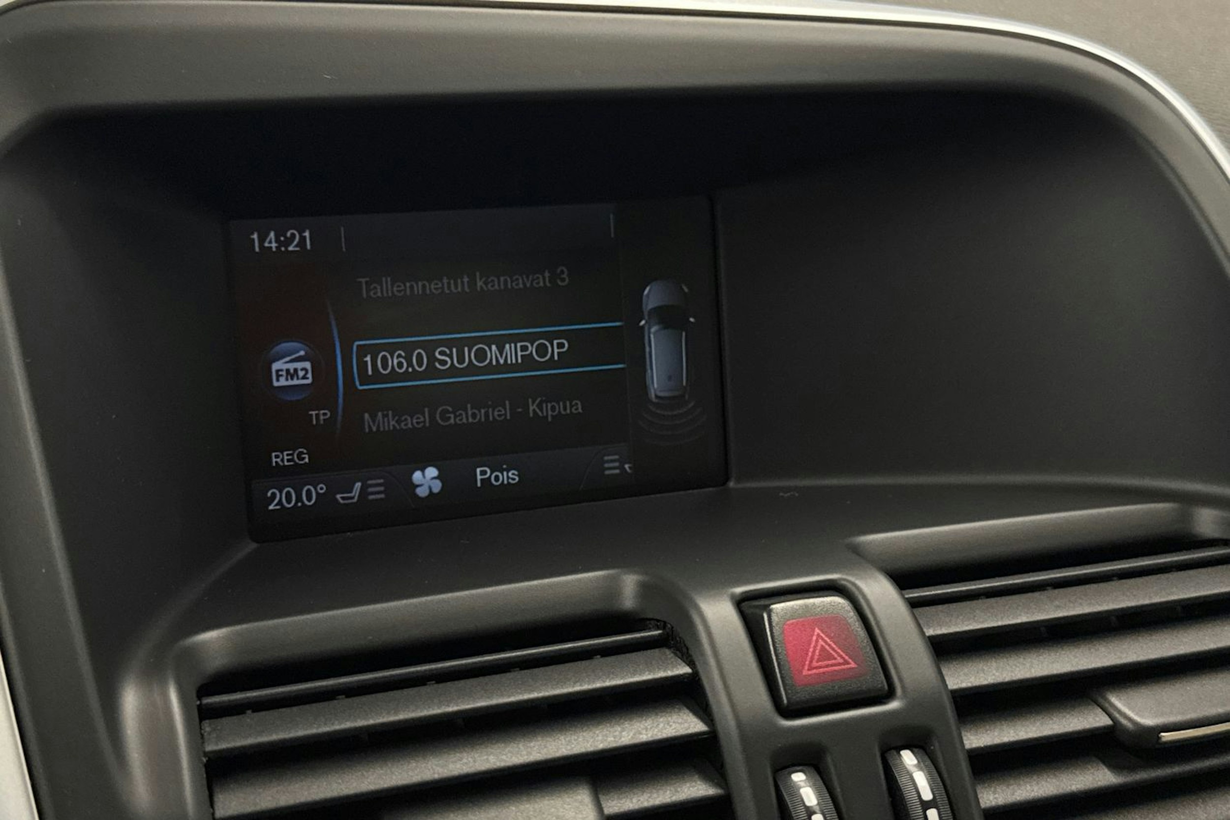 valkoinen Volvo XC60 2011 kuva 13.