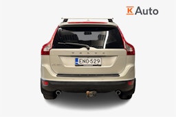 valkoinen Volvo XC60 2011 kuva 6.