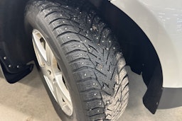 valkoinen Volvo XC60 2011 kuva 16.