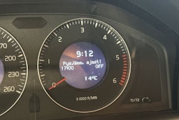 valkoinen Volvo XC60 2011 kuva 18.