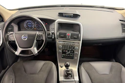 Valkoinen Volvo XC60 2011 kuva 7.