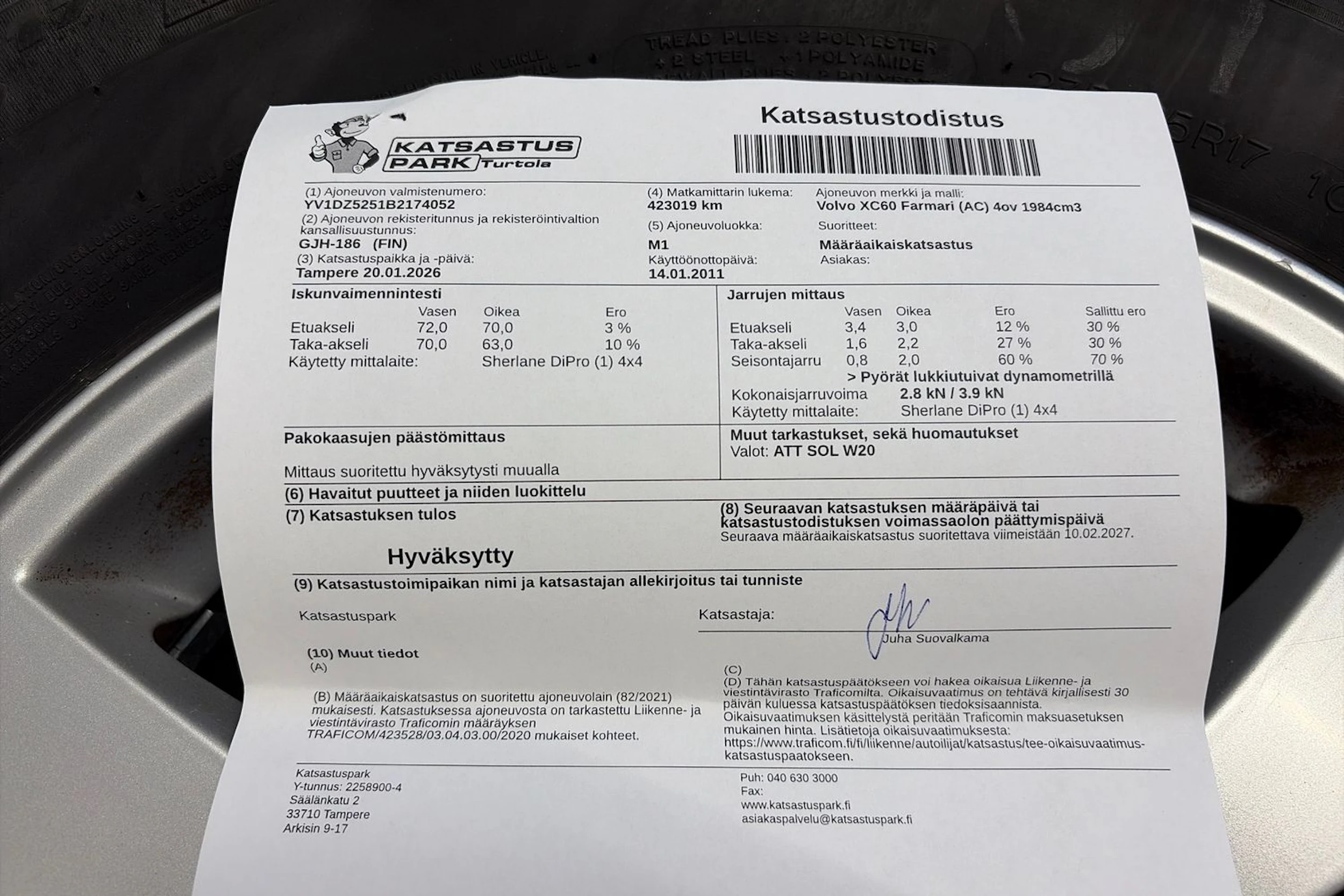 Valkoinen Volvo XC60 2011 kuva 37.