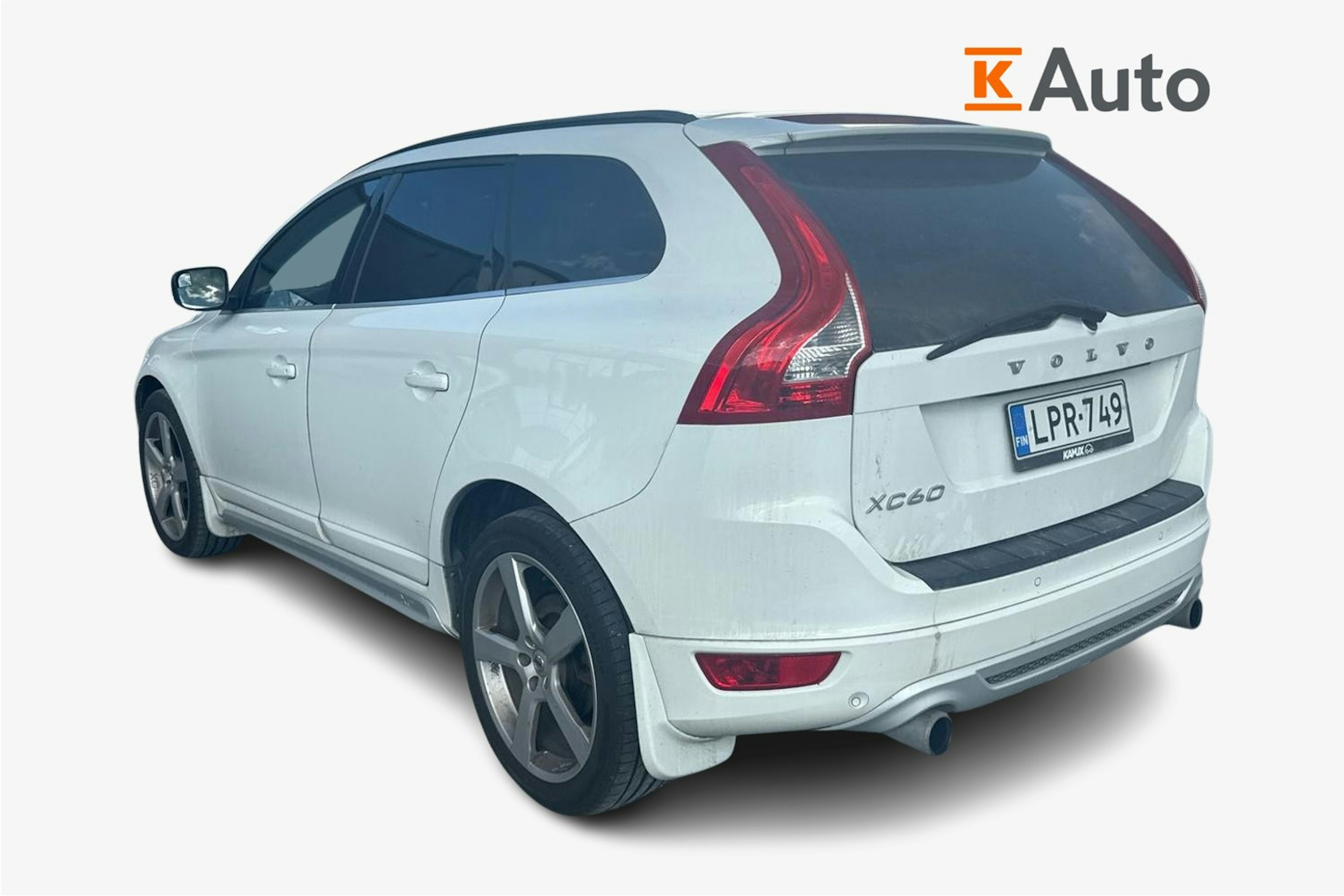 valkoinen Volvo XC60 2011 kuva 2.