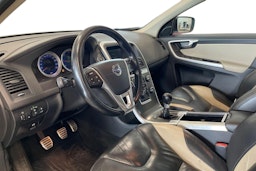 valkoinen Volvo XC60 2011 kuva 7.
