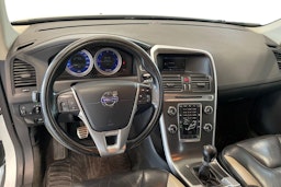 valkoinen Volvo XC60 2011 kuva 9.
