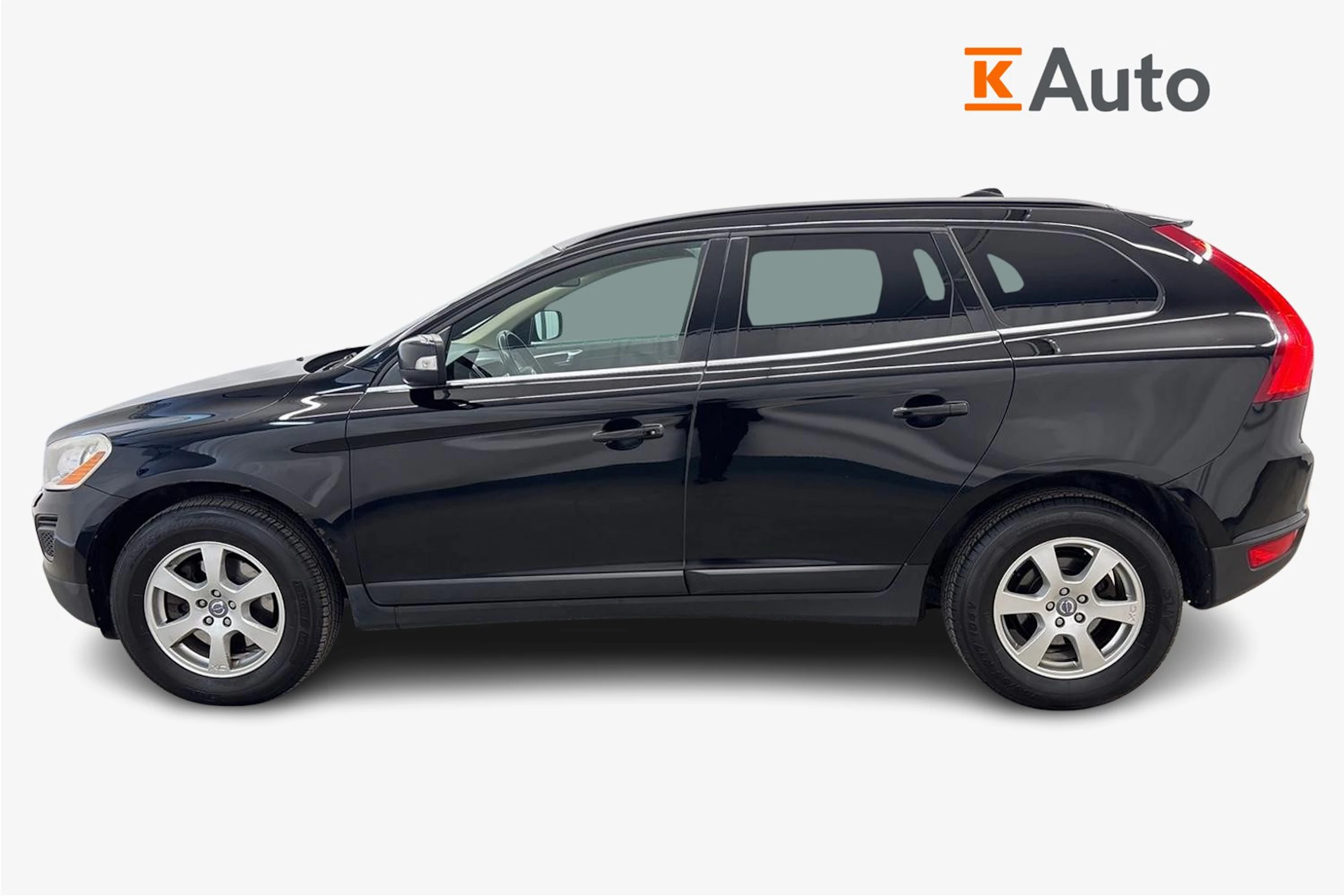 musta Volvo XC60 2011 kuva 7.