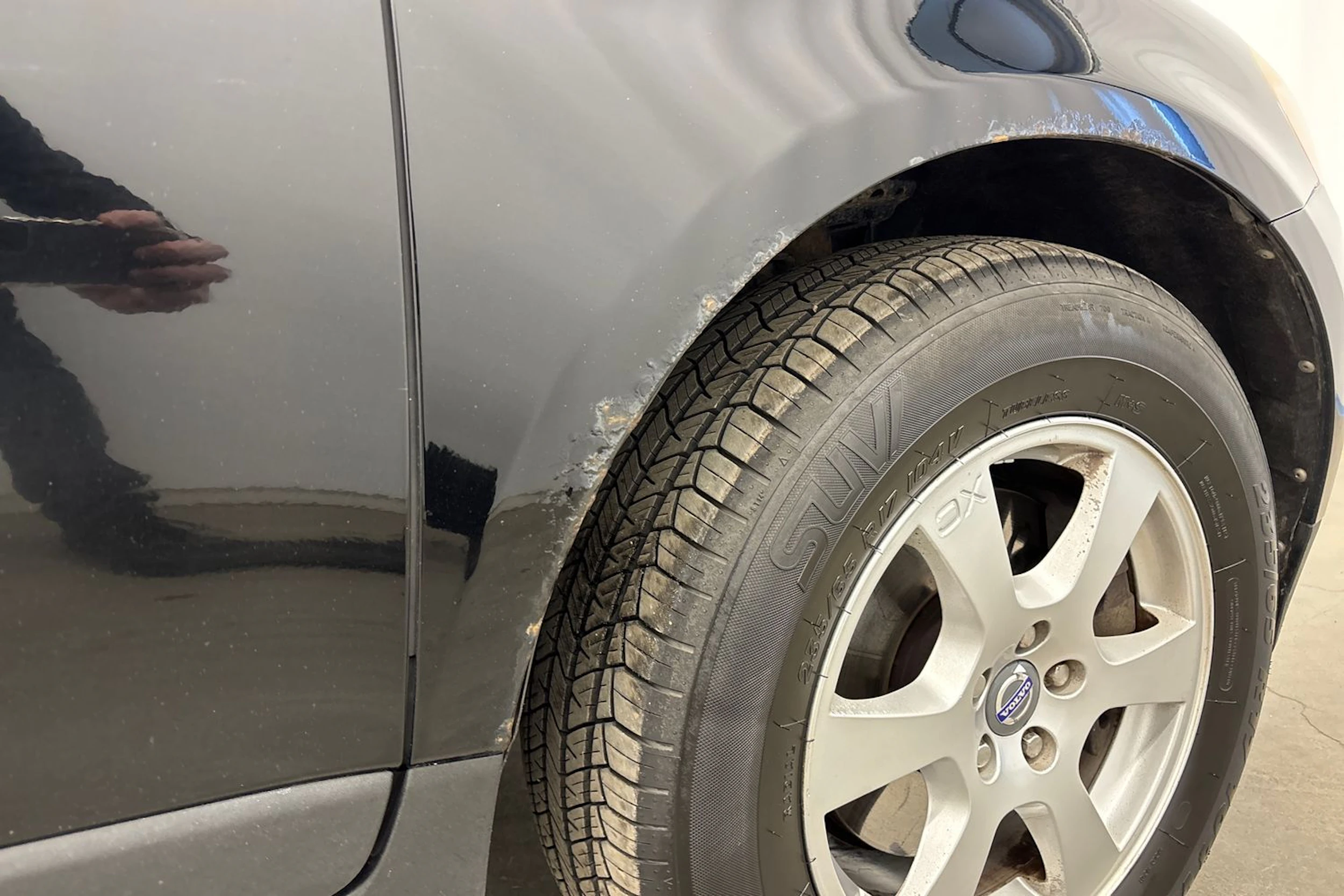 musta Volvo XC60 2011 kuva 18.
