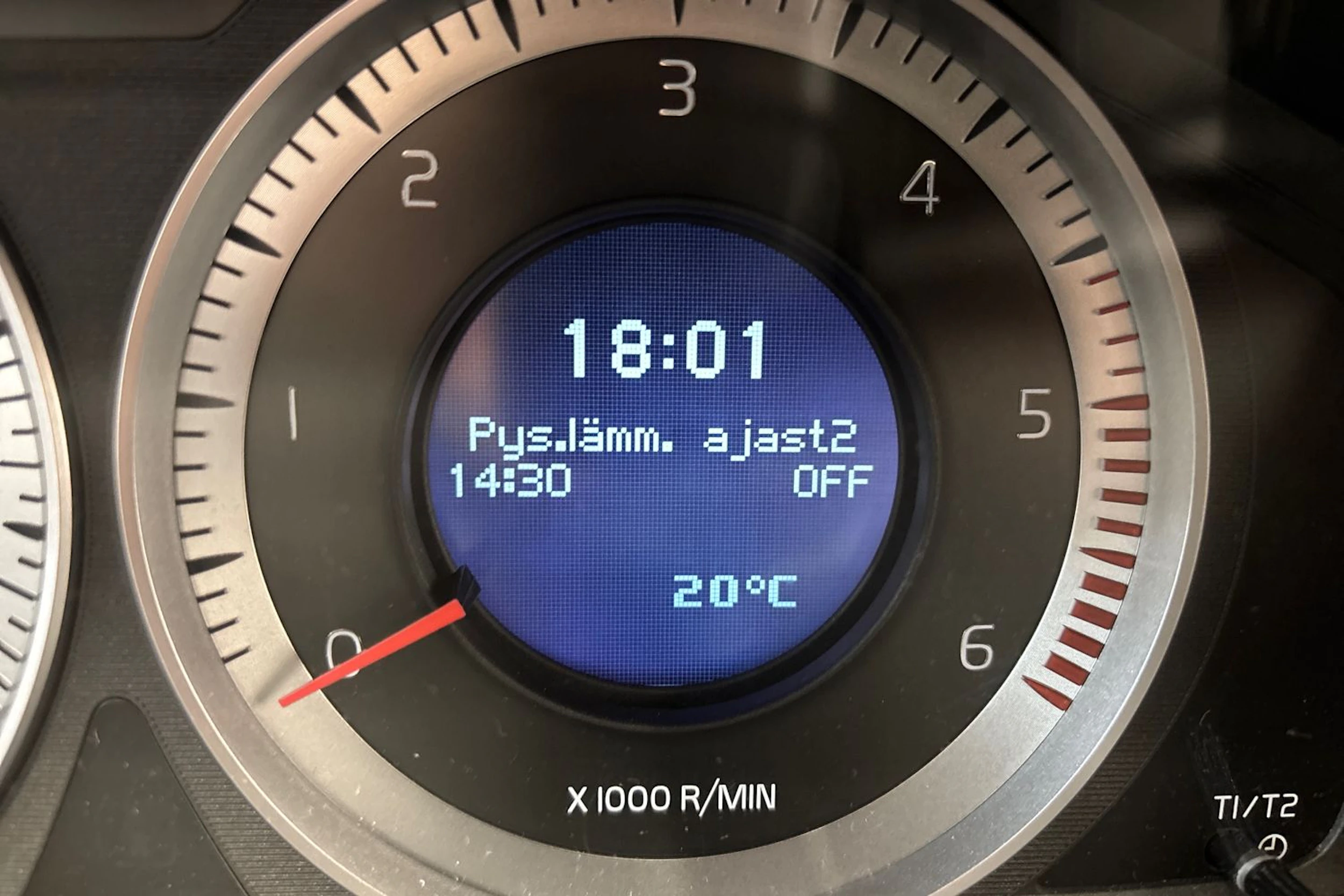 musta Volvo XC60 2011 kuva 27.