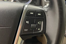 Musta Volvo XC60 2011 kuva 15.