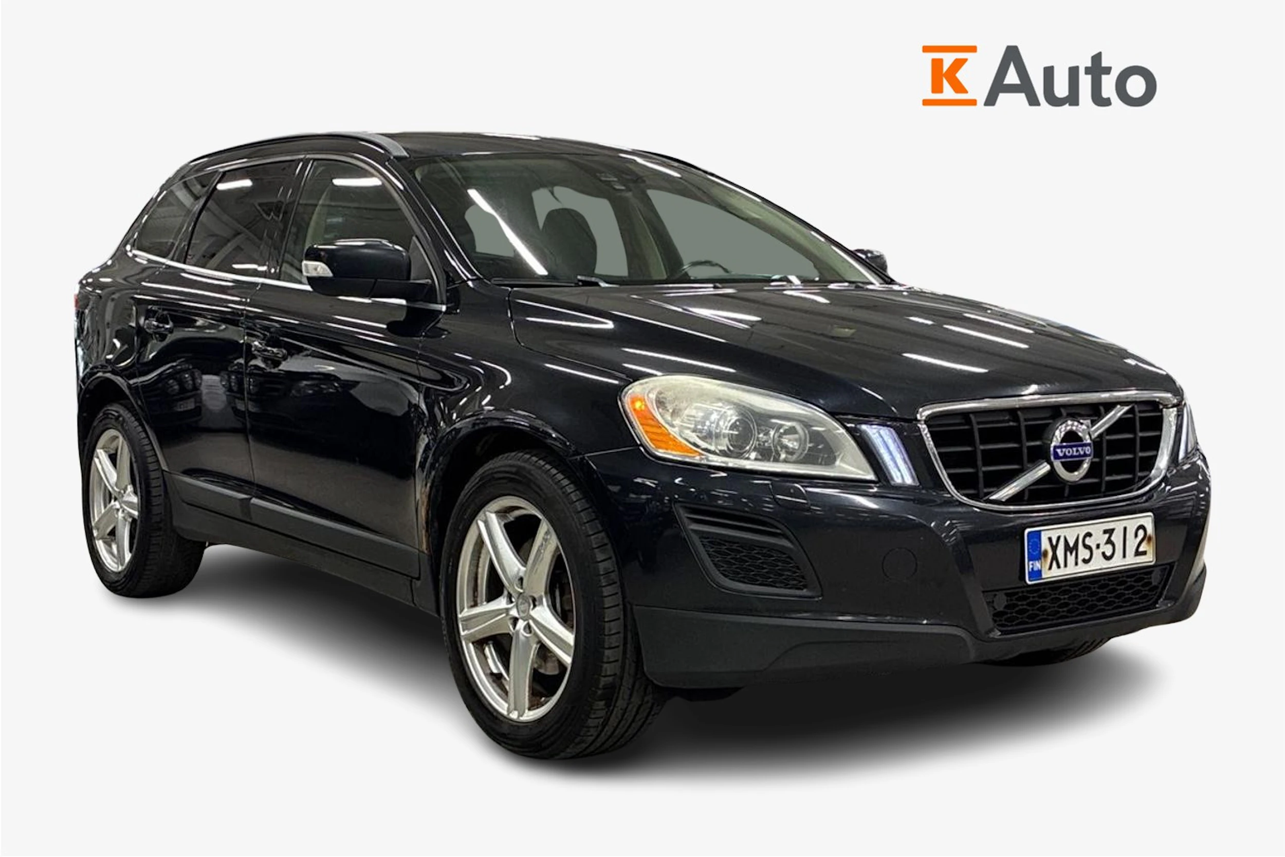 musta Volvo XC60 2011 kuva 1.