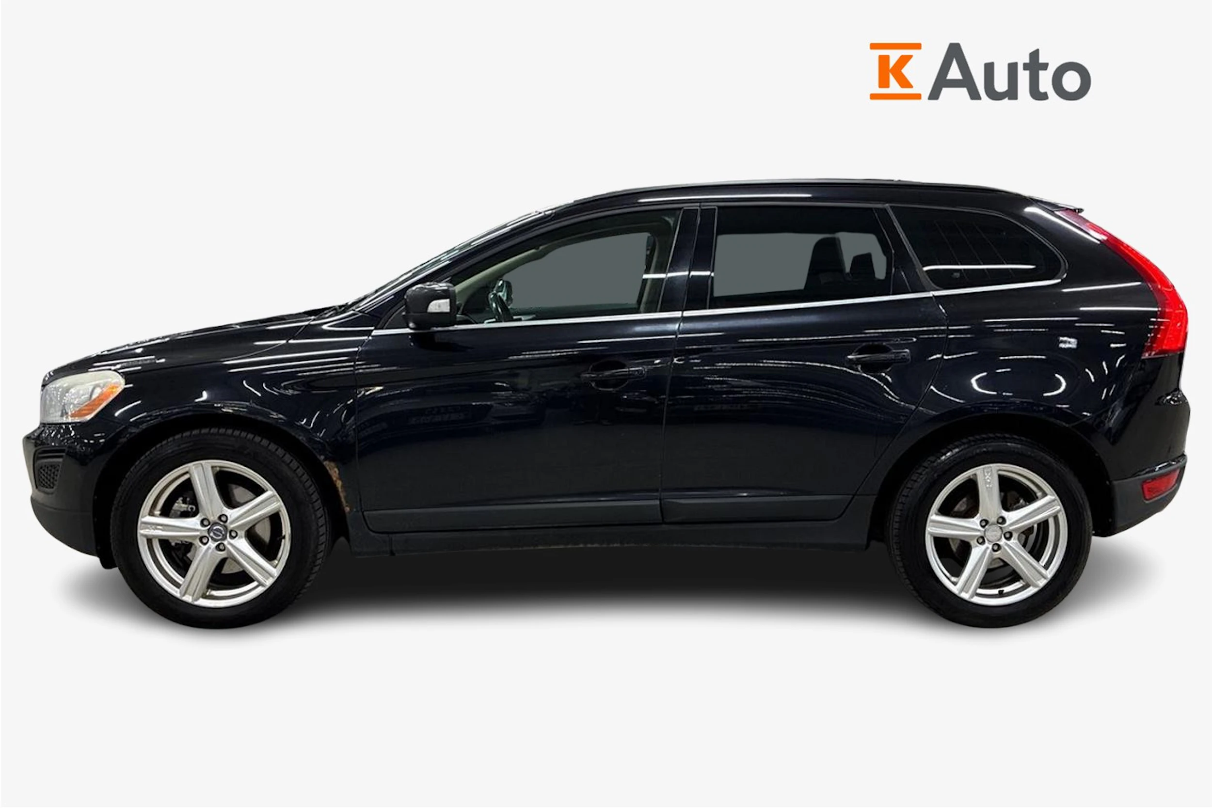 musta Volvo XC60 2011 kuva 5.