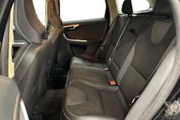 musta Volvo XC60 2011 kuva 8.