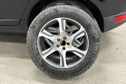 musta Volvo XC60 2011 kuva 10.