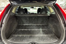 musta Volvo XC60 2011 kuva 23.