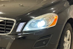 musta Volvo XC60 2011 kuva 15.