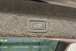 musta Volvo XC60 2011 kuva 17.