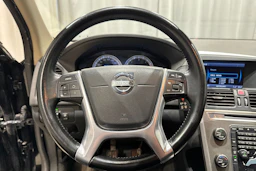 musta Volvo XC60 2011 kuva 19.