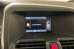 Valkoinen Volvo XC60 2012 kuva 18.