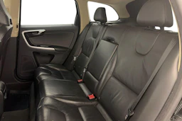 Musta Volvo XC60 2012 kuva 8.