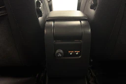 Musta Volvo XC60 2012 kuva 9.