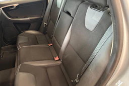 harmaa Volvo XC60 2012 kuva 8.