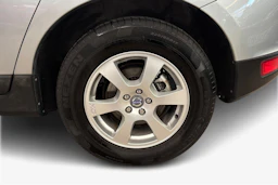 harmaa Volvo XC60 2012 kuva 9.
