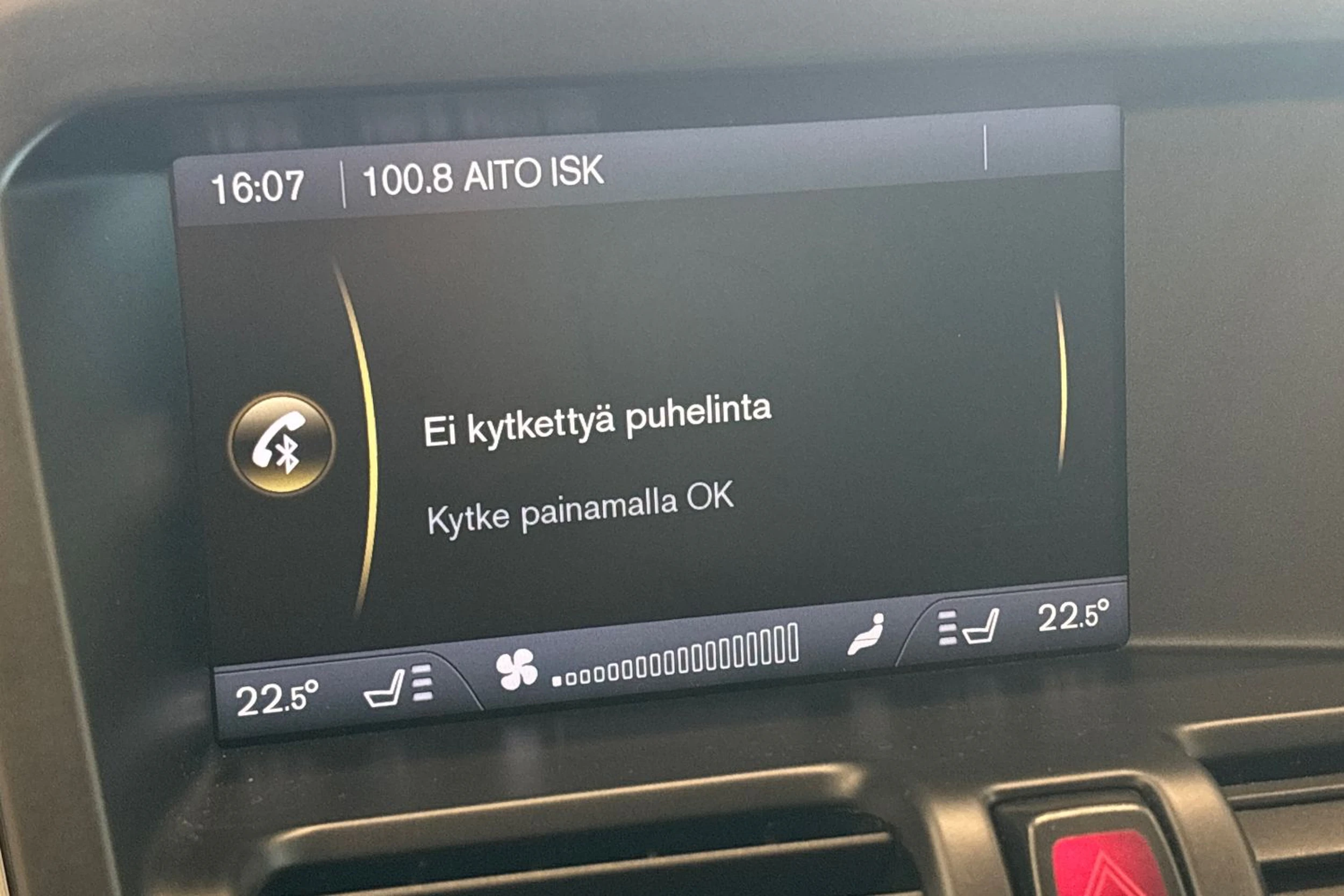 harmaa Volvo XC60 2012 kuva 26.