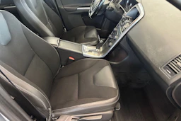 harmaa Volvo XC60 2012 kuva 38.