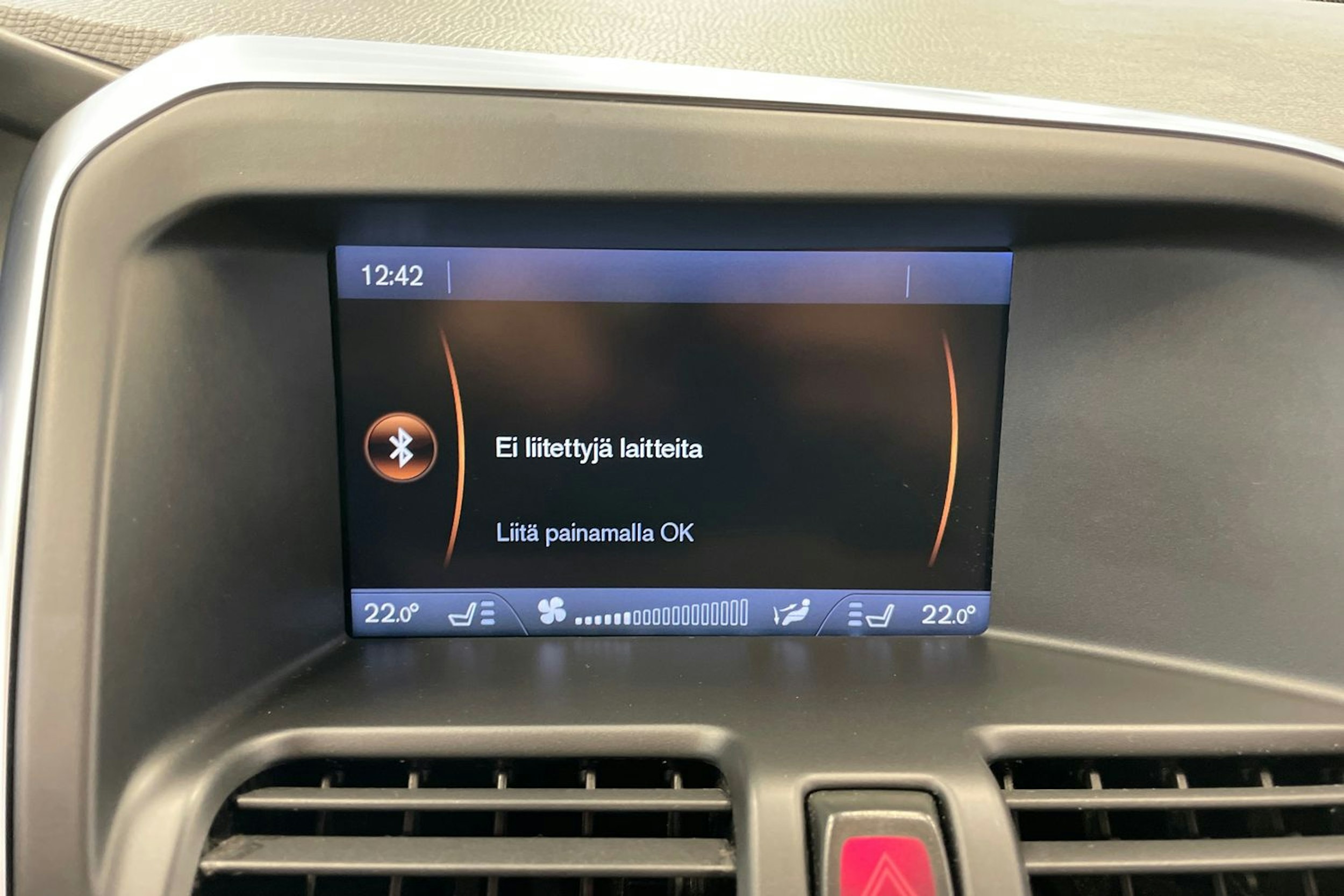 Musta Volvo XC60 2012 kuva 18.