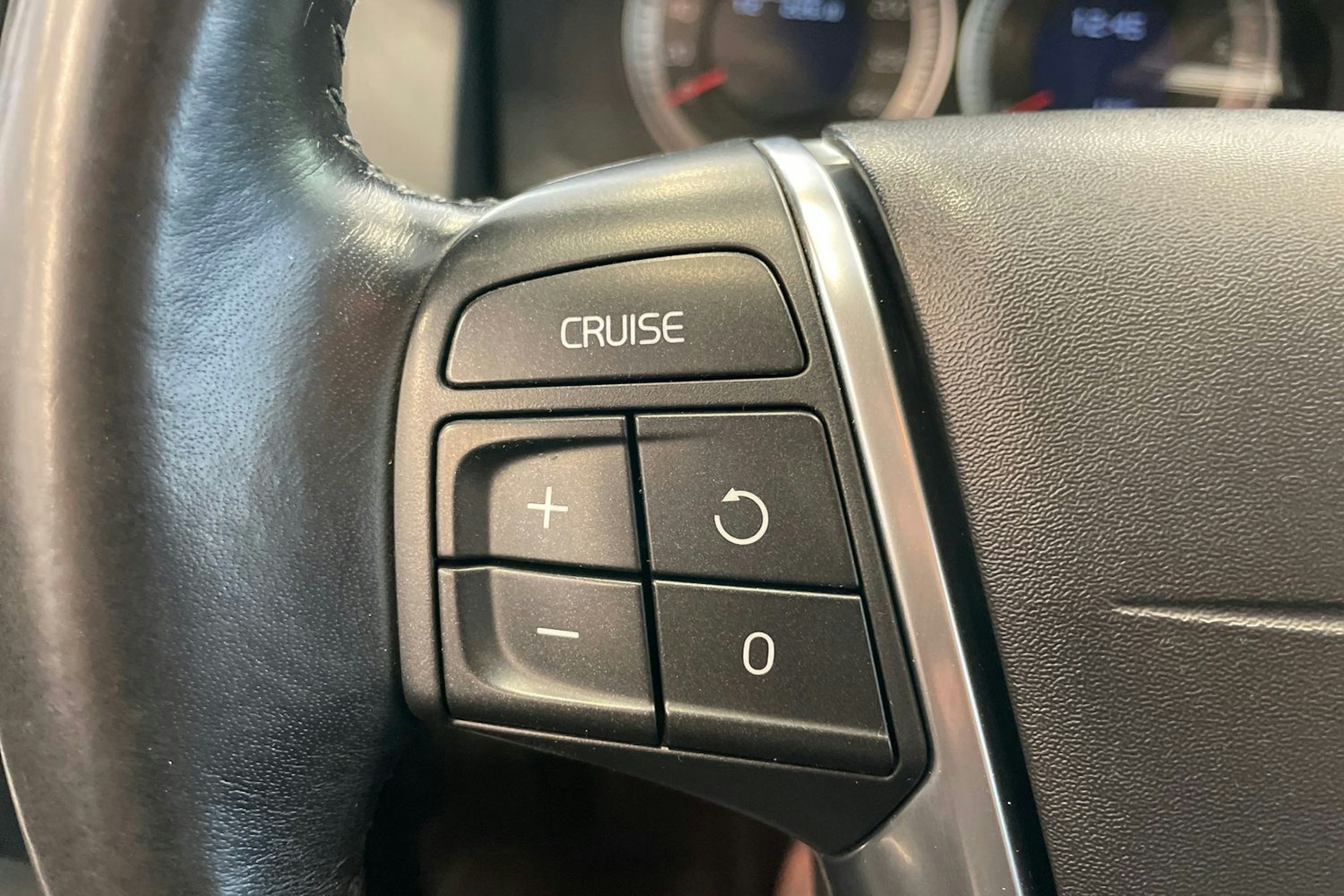 Musta Volvo XC60 2012 kuva 21.