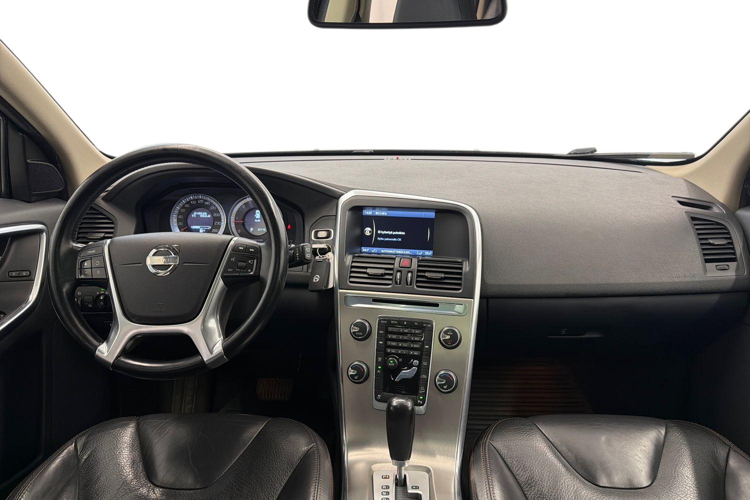 Volvo XC60 D3 AWD Summum aut 2012, kuva 7/29