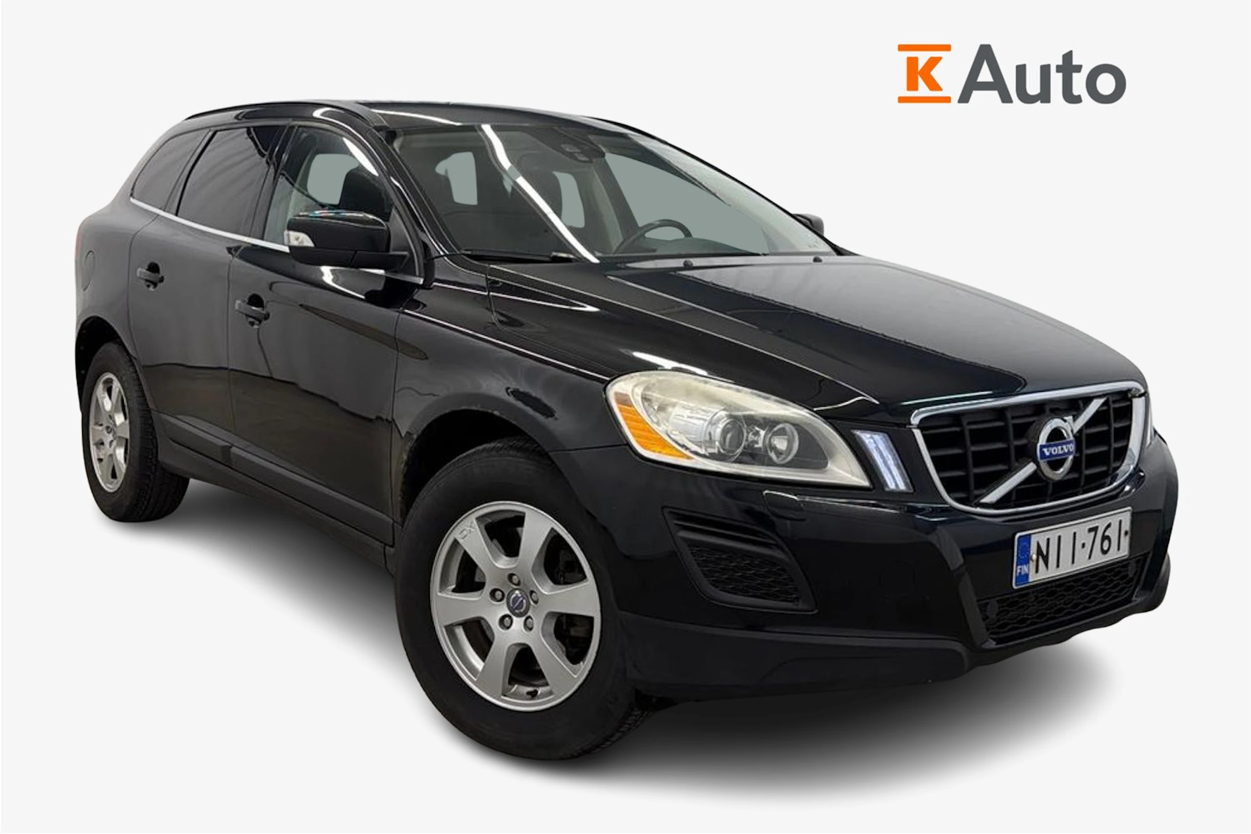 musta Volvo XC60 2012 kuva 1.