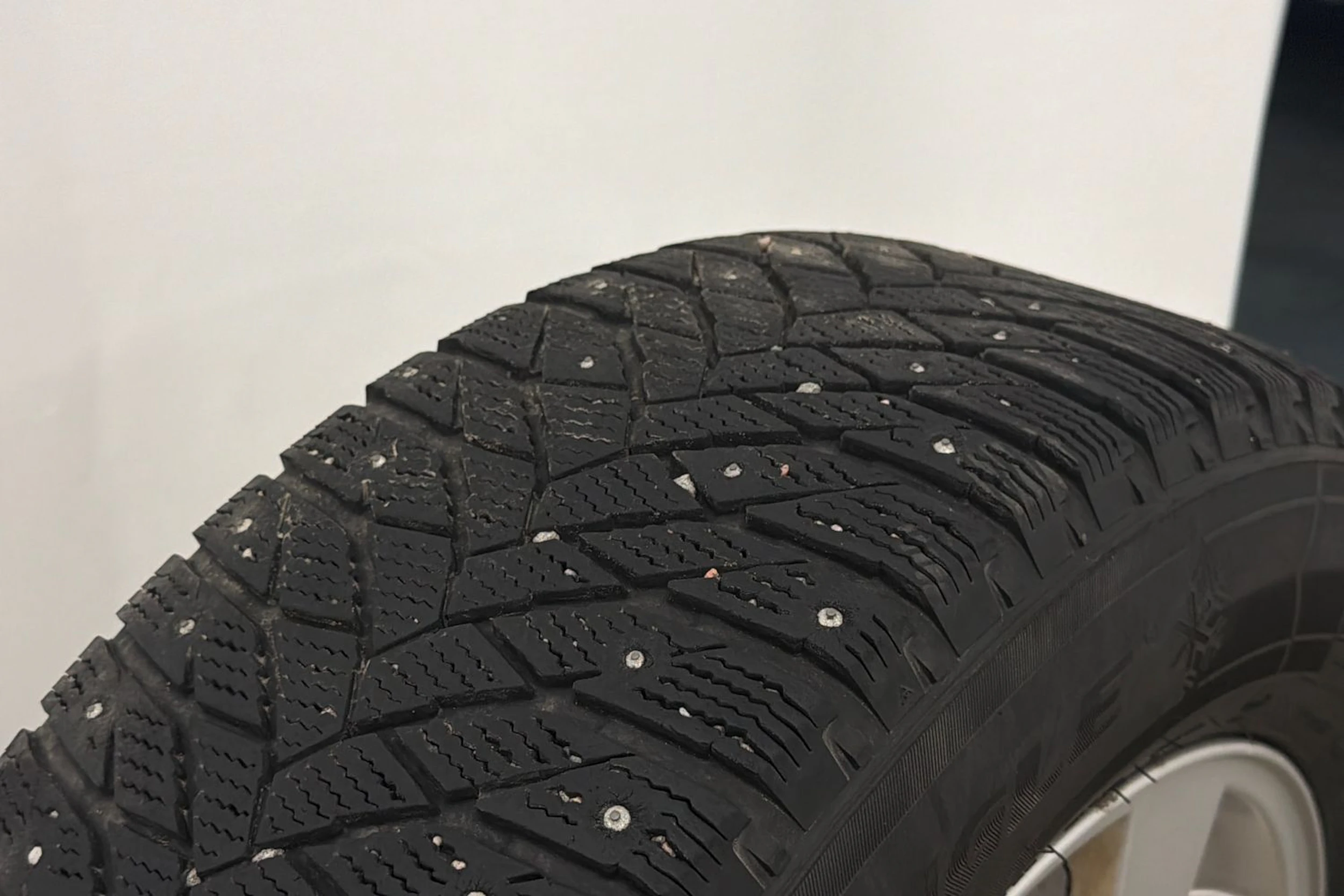 musta Volvo XC60 2012 kuva 12.