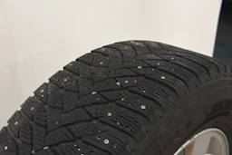 musta Volvo XC60 2012 kuva 12.