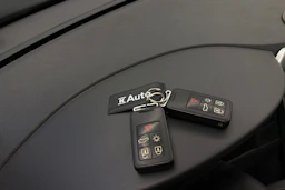 musta Volvo XC60 2012 kuva 27.