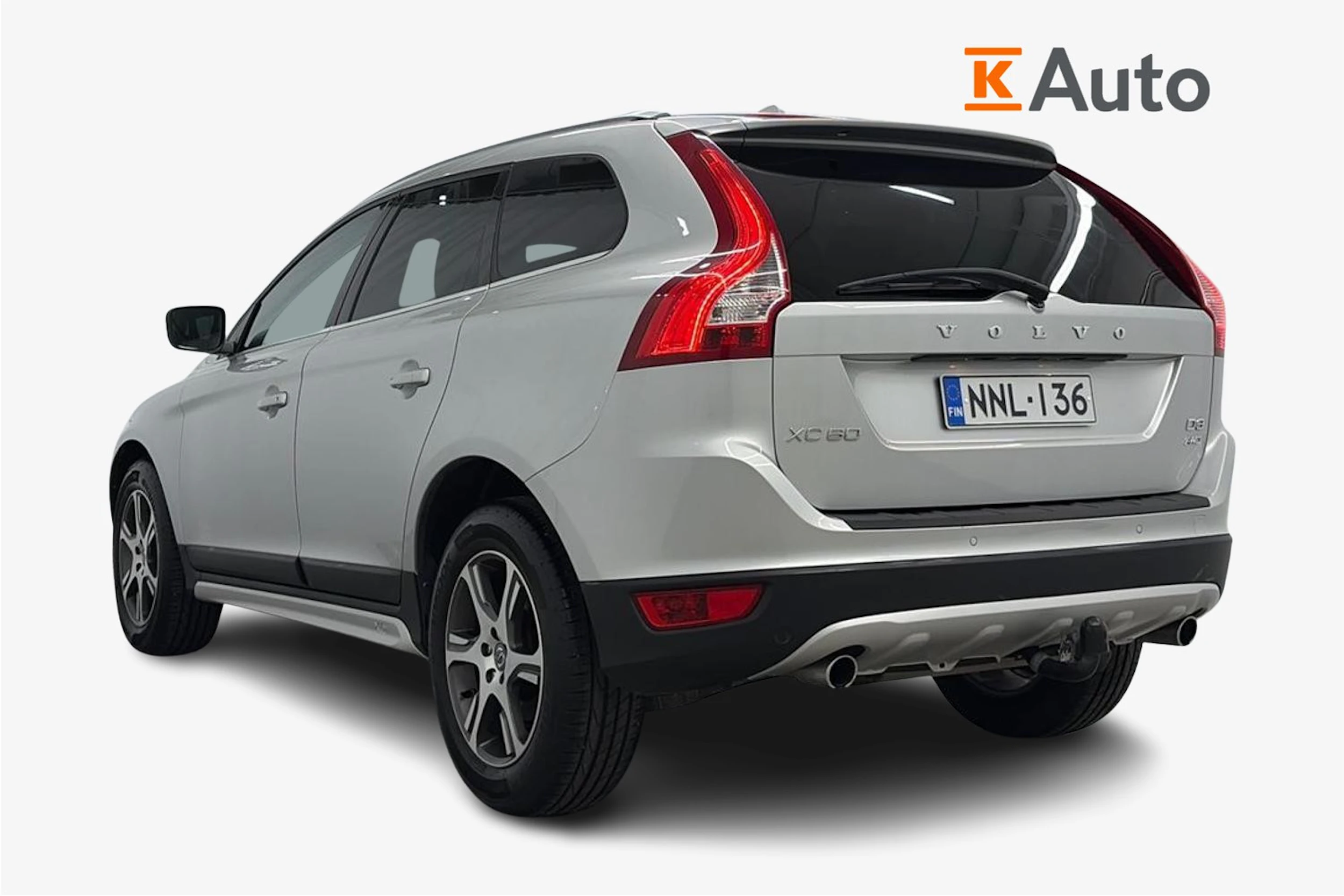 harmaa Volvo XC60 2012 kuva 2.