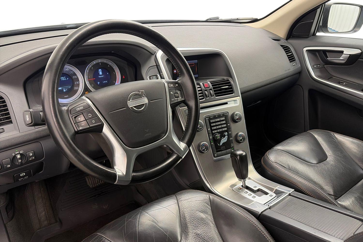 Volvo XC60 D3 AWD Summum aut 2012, kuva 5/21